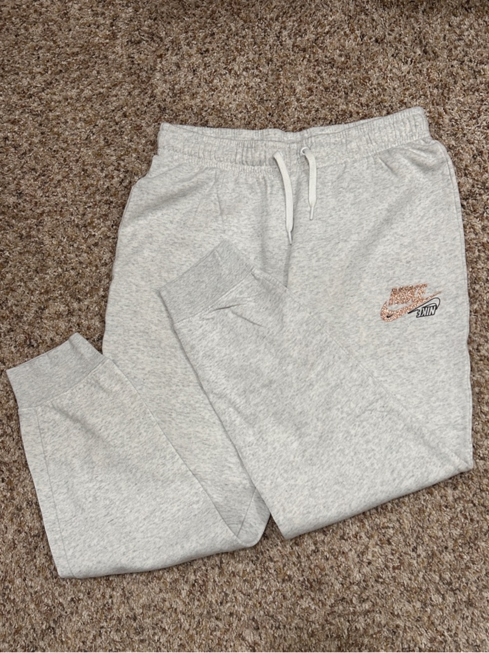 Nike Club Crewneck Fleece Sweatshirt / Sweatpant Rose Gold Glitter Set - Picture 9 of 12